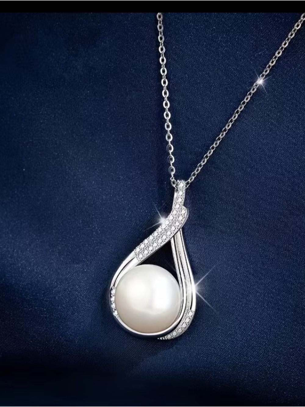 🆕 Silver Pearl Teardrop Necklace & Earring Set - Picture 2 of 5